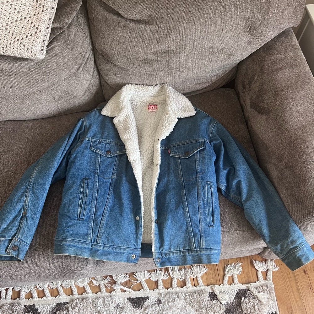Levi's Blue Jean Jacket with White sherpa Lining